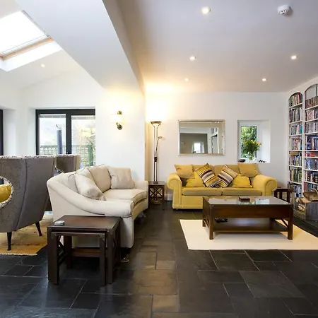 Bed & Breakfast Ellas Crag 4*